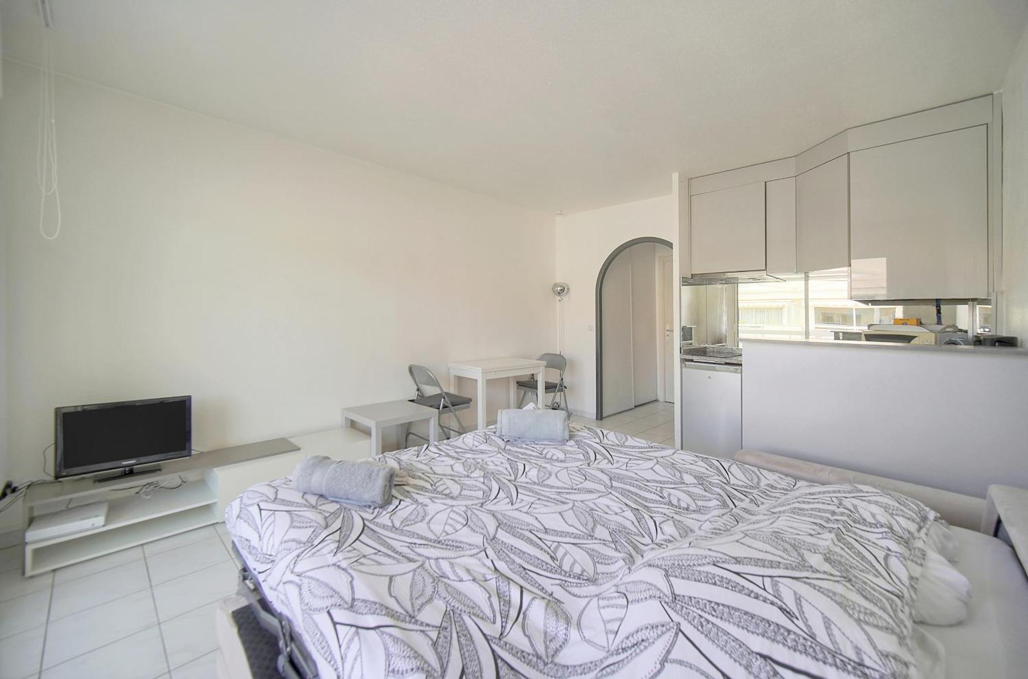Frgk "Gallieni Terrasse Au Calme" Cannes Exteriör bild