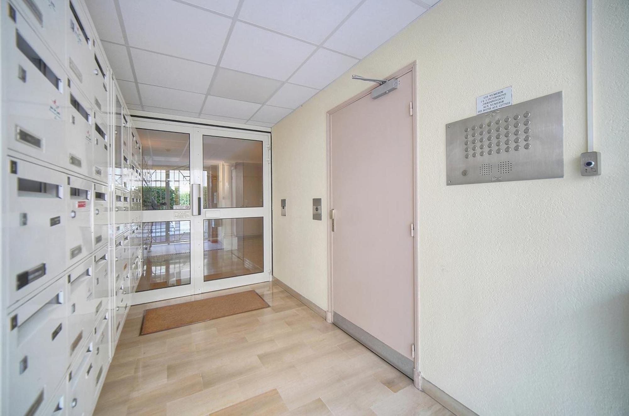 Frgk "Gallieni Terrasse Au Calme" Cannes Exteriör bild